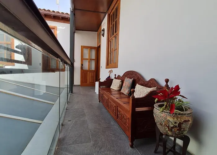 Mc San Agustin * לה לגונה